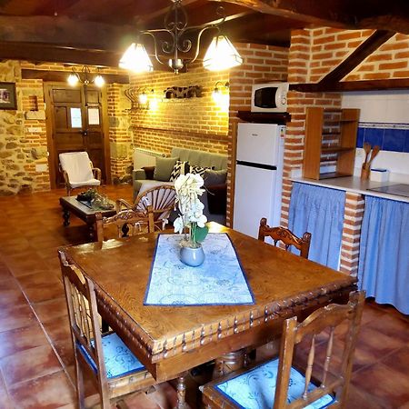 Apartamentos Rurales La Tabla Alles Ngoại thất bức ảnh