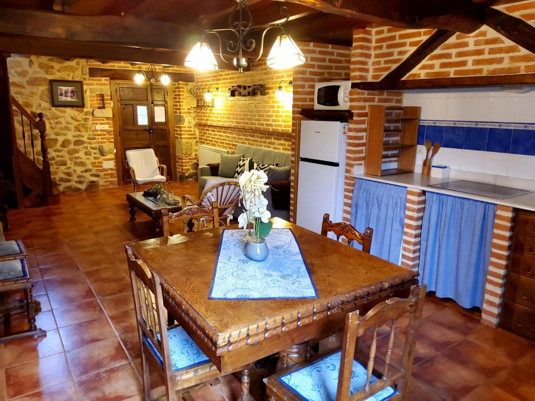 Apartamentos Rurales La Tabla Alles Ngoại thất bức ảnh